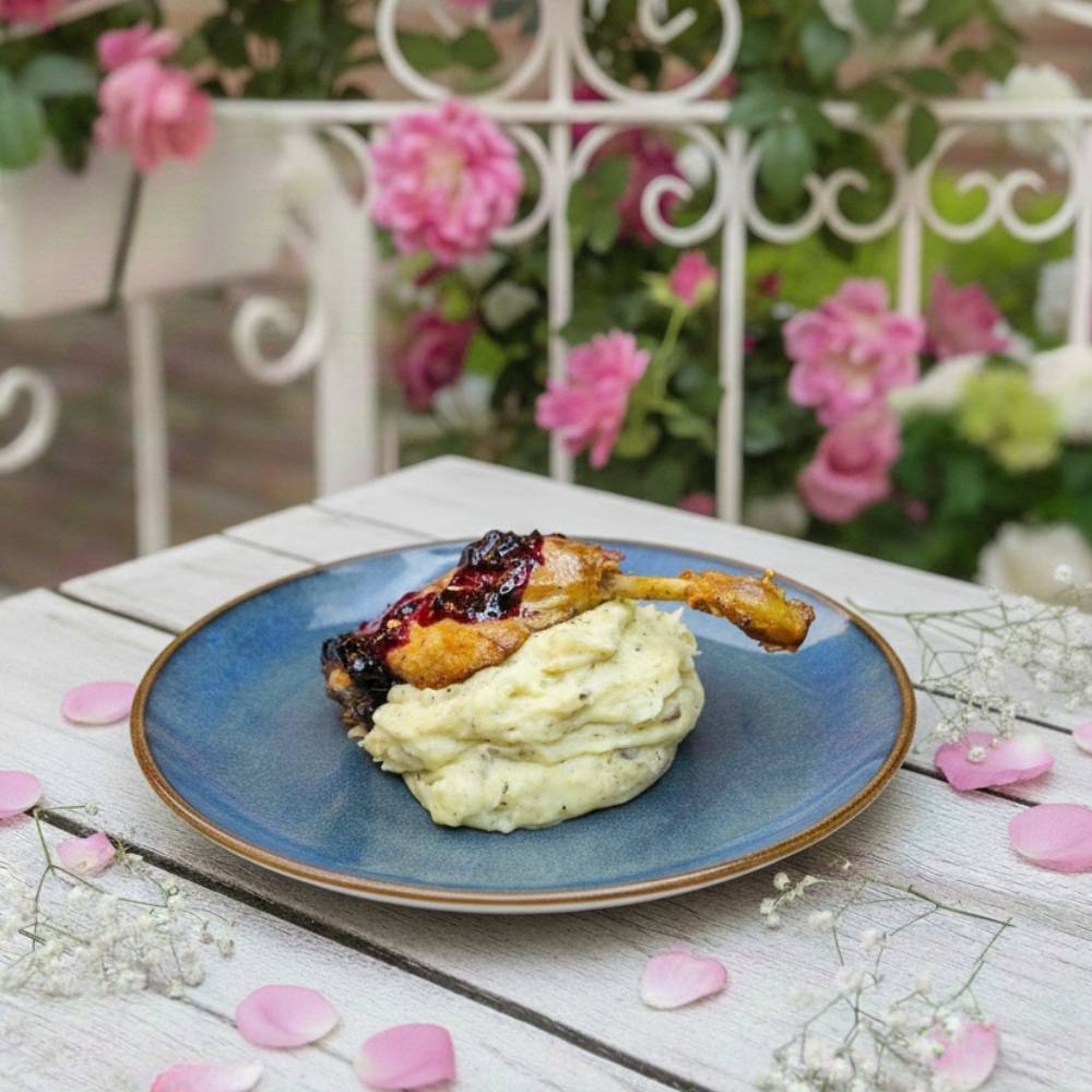 PULPA DE RAȚĂ CU PIURE DE TRUFE ȘI SOS DE FRUCTE