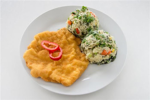 MENIU SMART SNITEL VIENEZ DE PUI CU OREZ