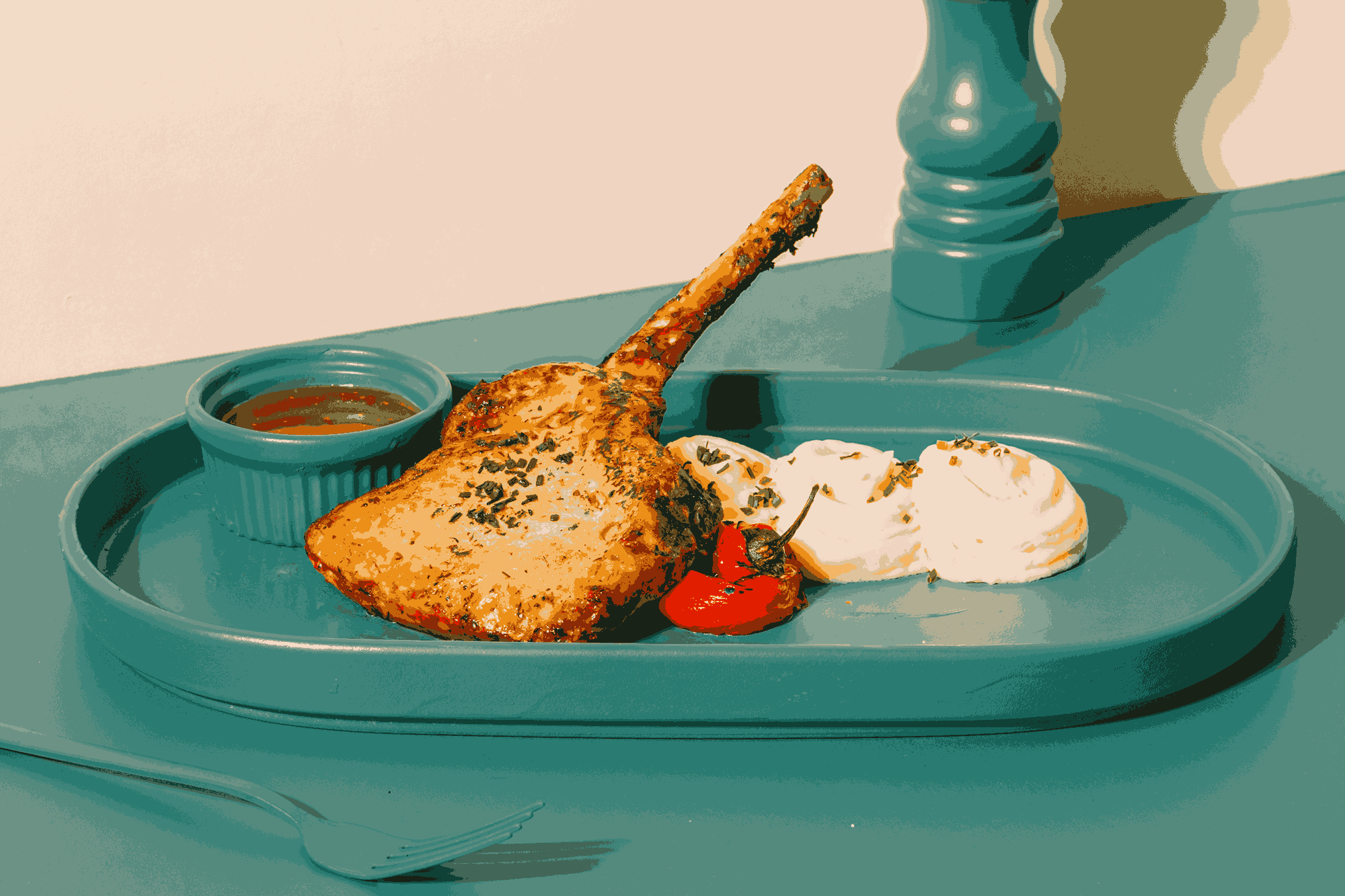 Cotlet de Porc cu os si sos demi-glace 350gr