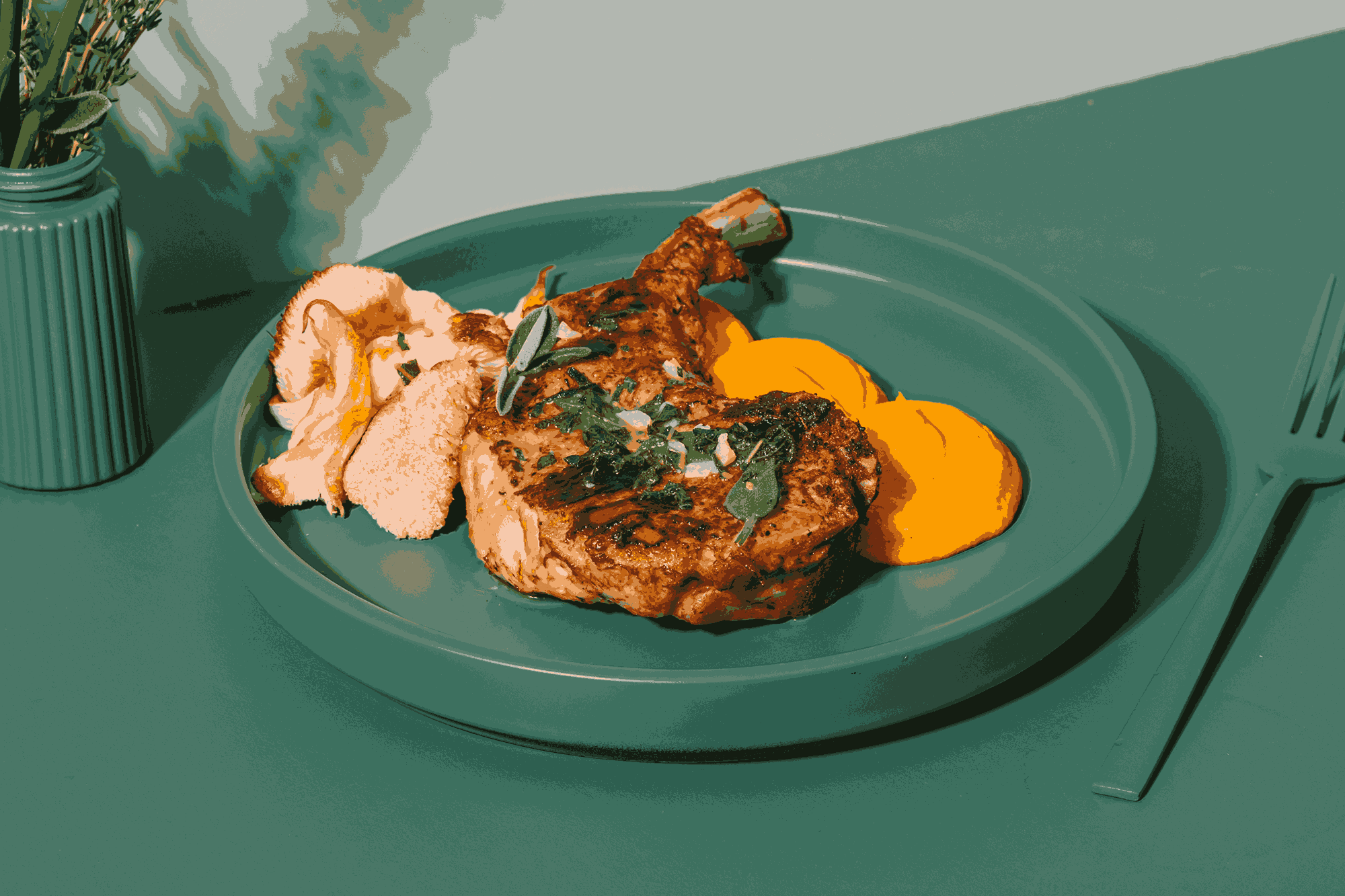 Keto Cotlet cu piure de morcovi si ciuperci 200/200gr